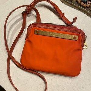 MARC BY MARC JACOBS orange fall purse